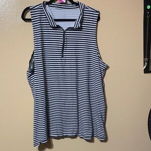 #556 size 6 torrid Striped Sleeveless zip front Top small to size